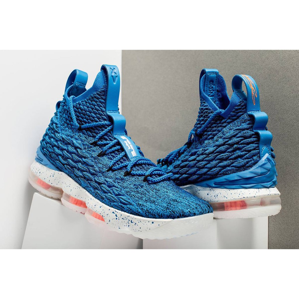 lebron 15 hardwood classic