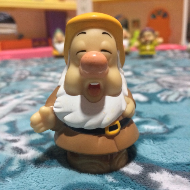 little people seven dwarfs