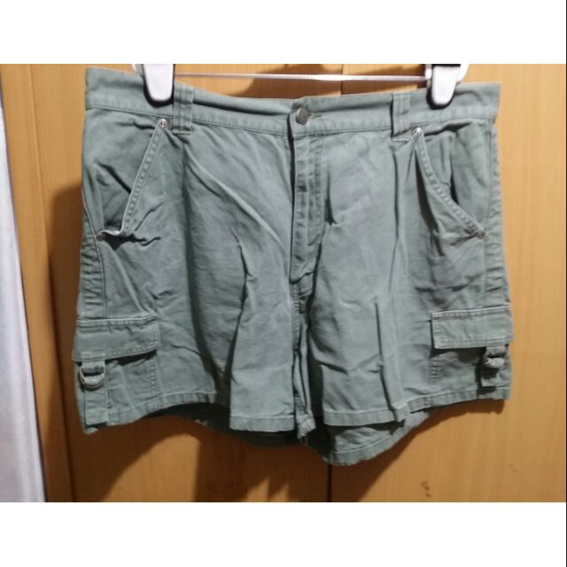 riveted by lee shorts