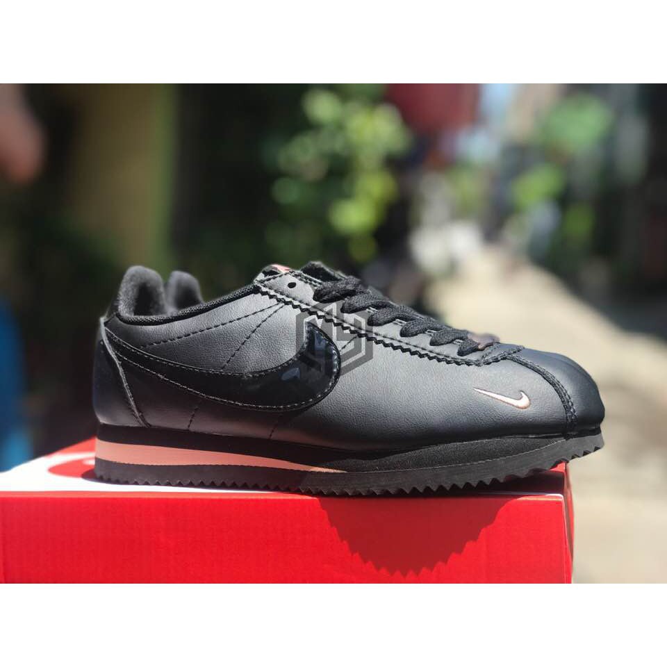 nike black and rose gold cortez