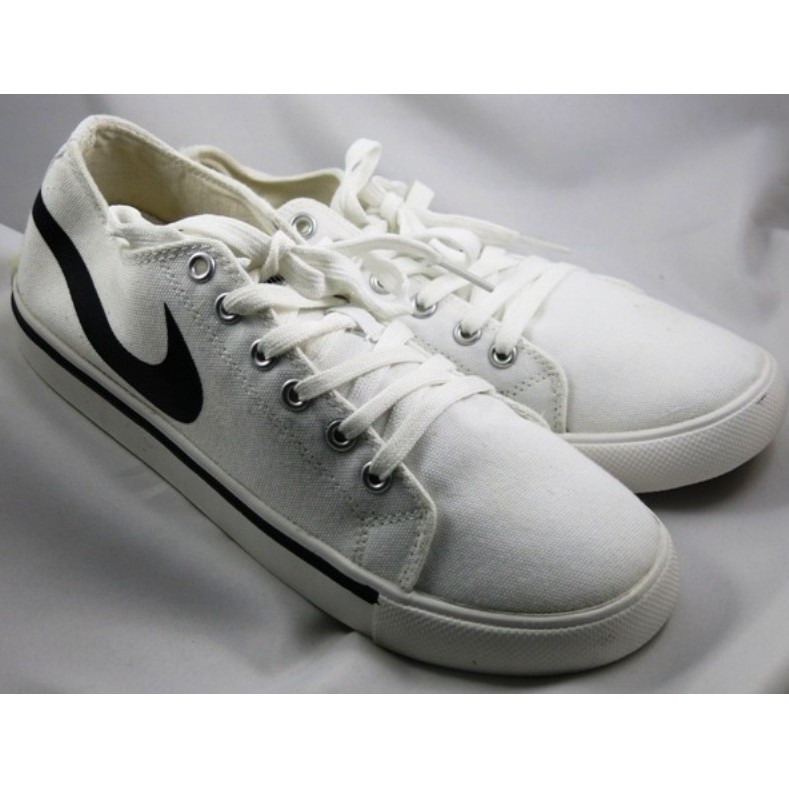 nike canvas shoes womens