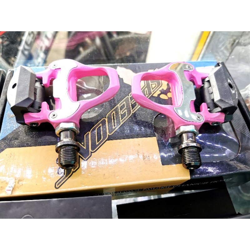 road bike cleats and pedals
