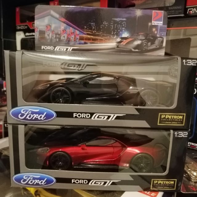 petron ford gt toy car