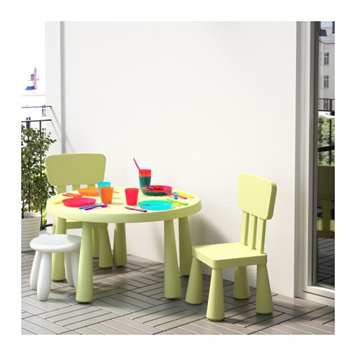 mammut table and chairs