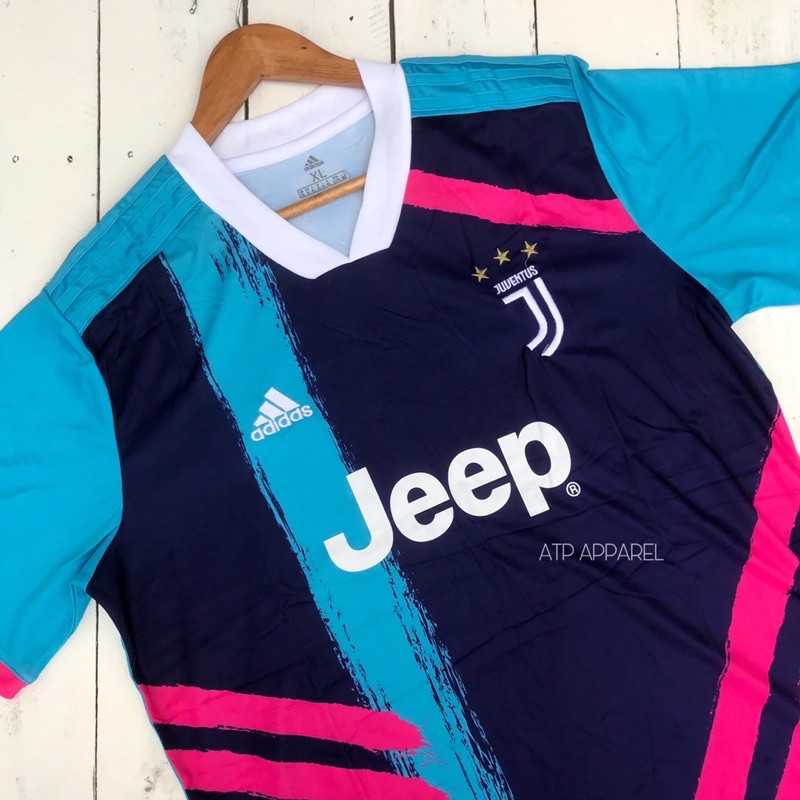 blue and pink jersey