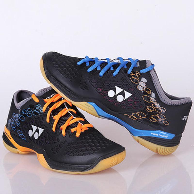 shoes used in badminton