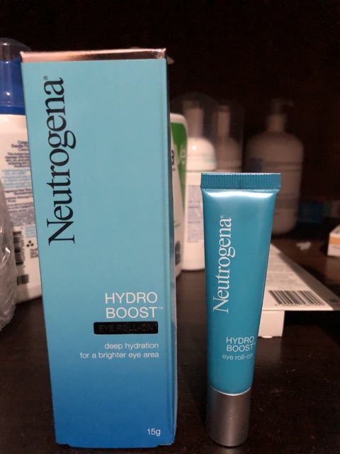 neutrogena eye roll on