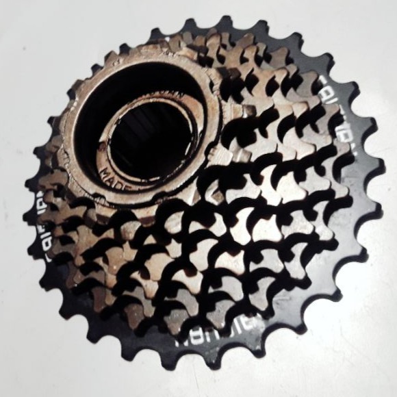 8 speed cogs thread on sale type