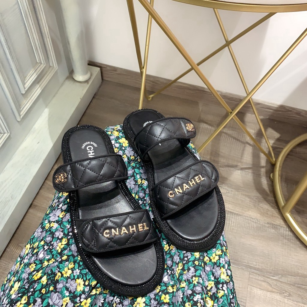 chanel beach slippers