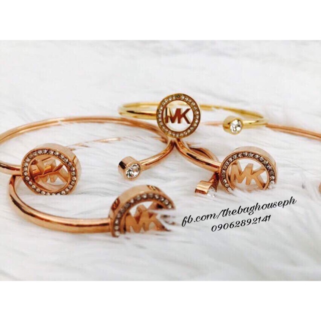 michael kors logo bangle