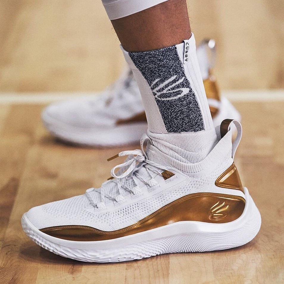 Stephen Curry 8 кроссовки