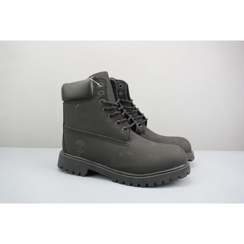 slip on walking boots