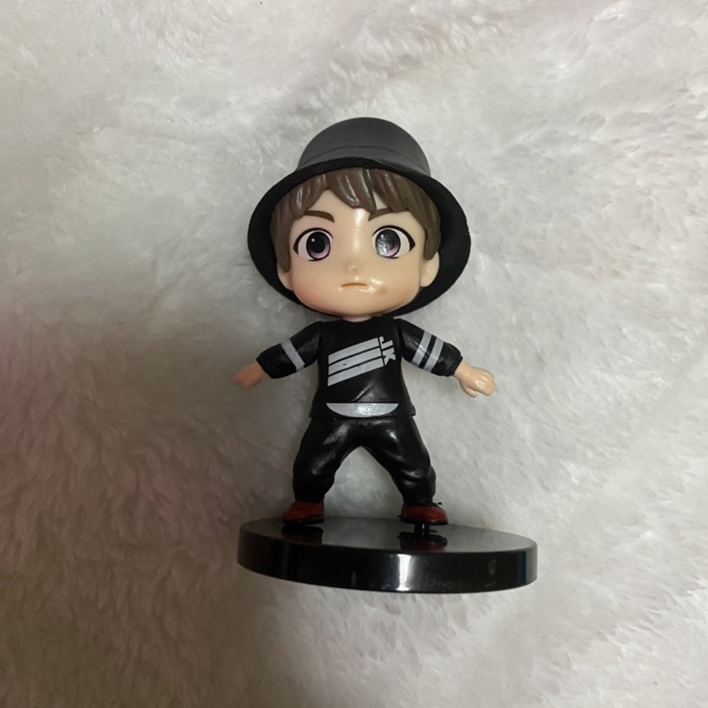 TinyTAN BTS Mini Figures [Mic Drop] with Stand - JUNGKOOK | Shopee ...