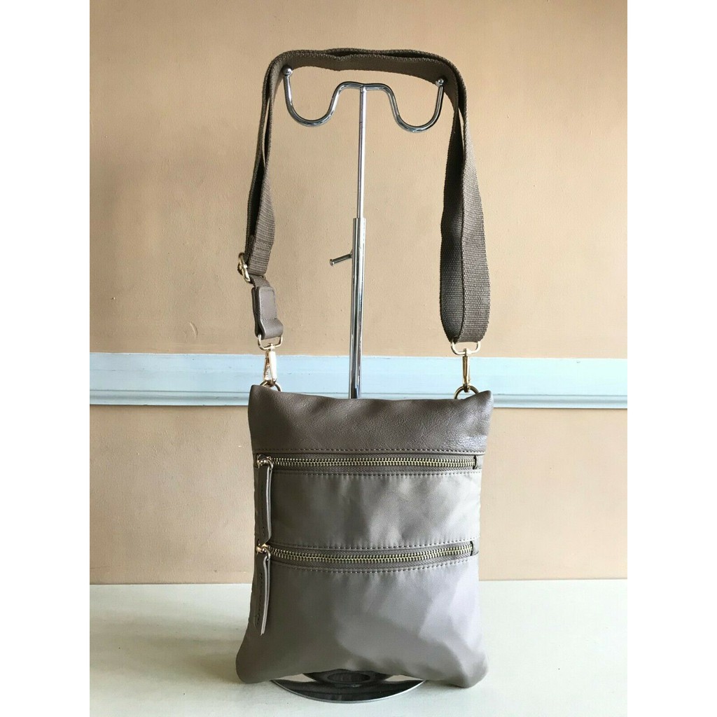 clarks sling bag