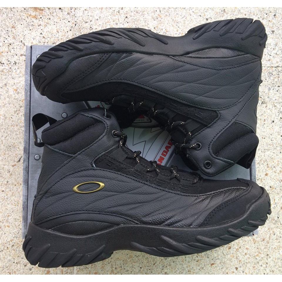 oakley tactical shoes