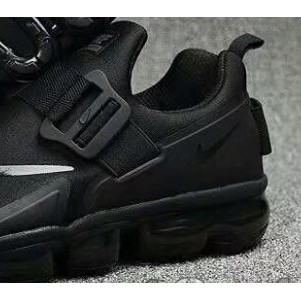 vapormax with strap
