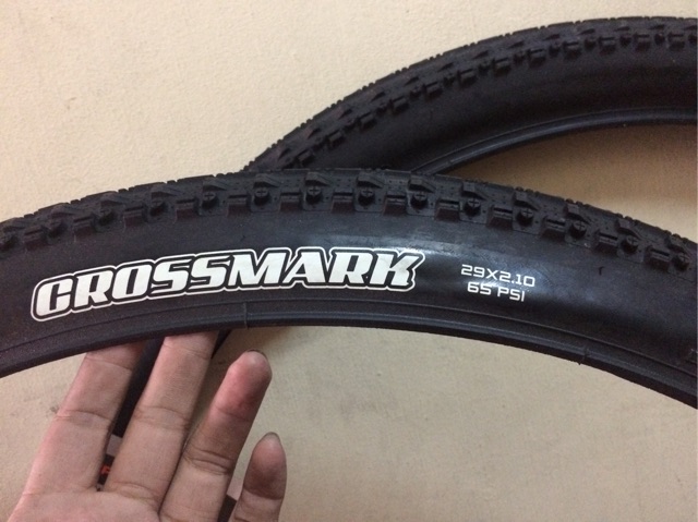 maxxis crossmark 26 x 1.95