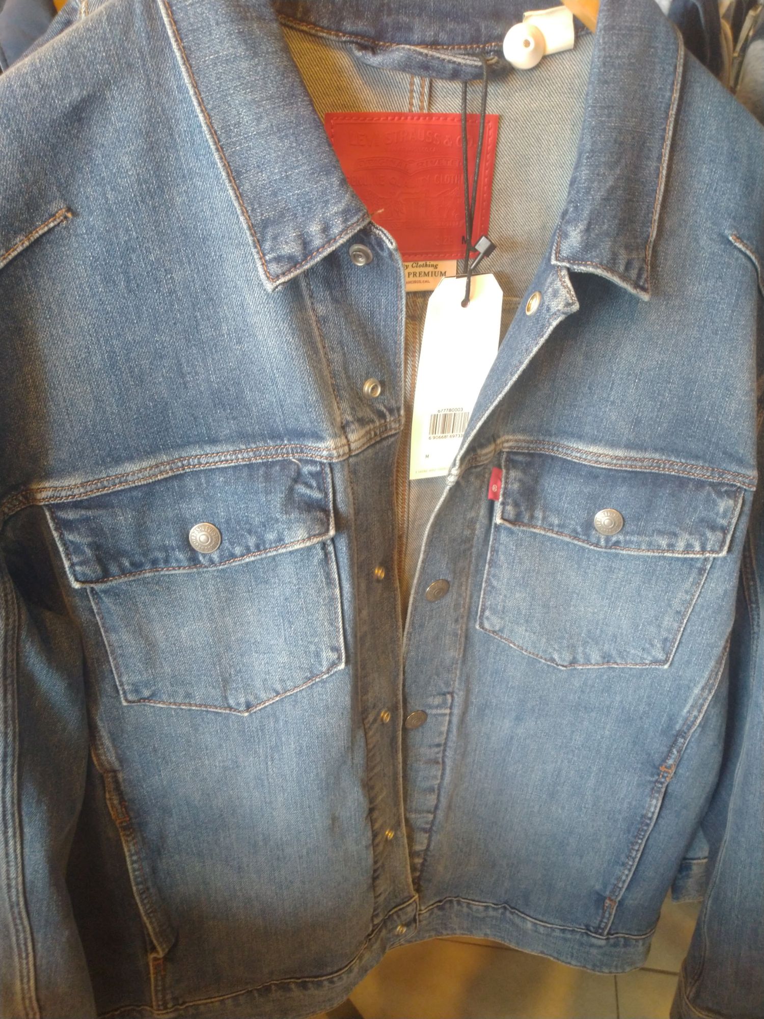 levis premium denim jacket