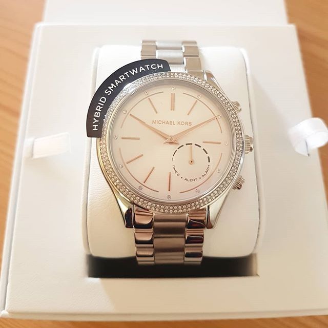 michael kors watch hybrid