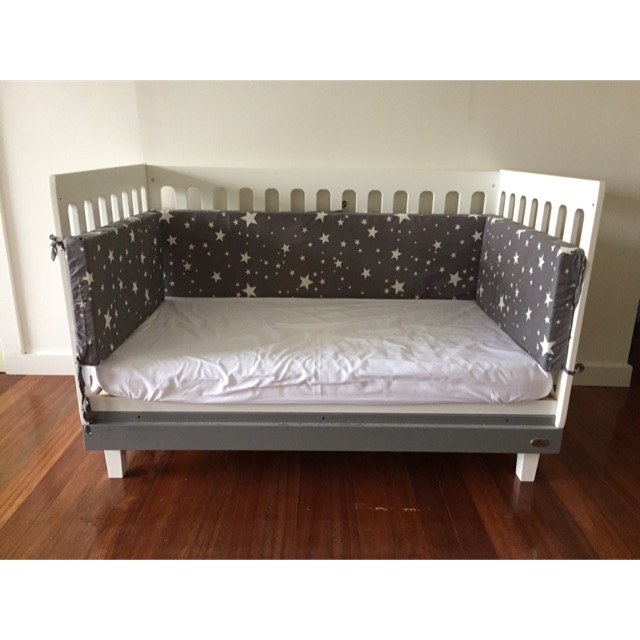 cuddlebug madison crib