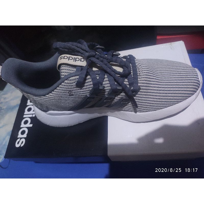 adidas questar flow price