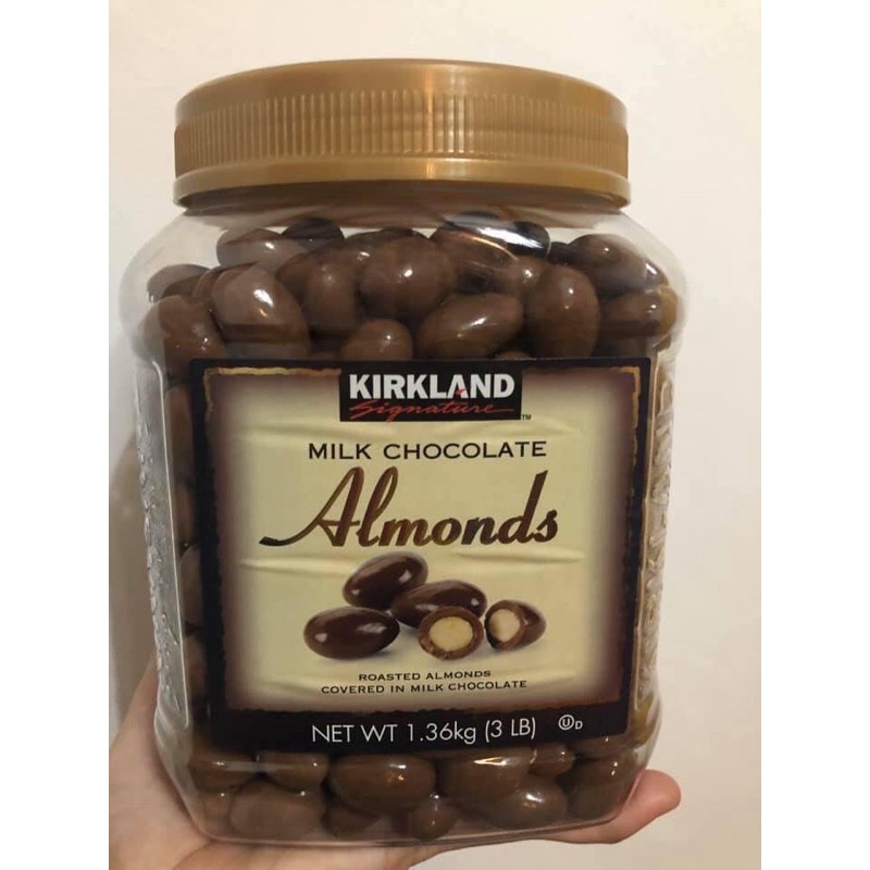 kirkland-signature-almond-flour-3-pound-snackathon-foods