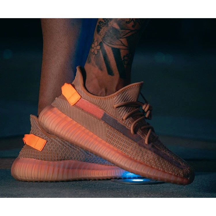 yeezy 350 v2 america