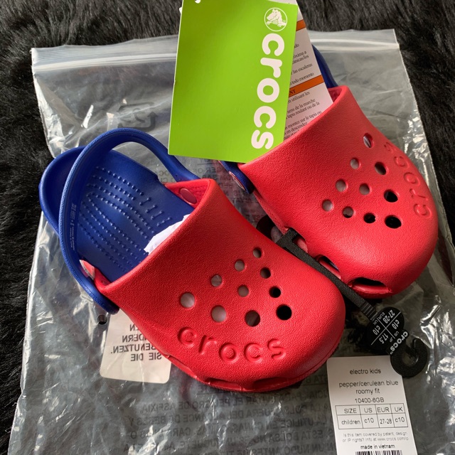 crocs 28