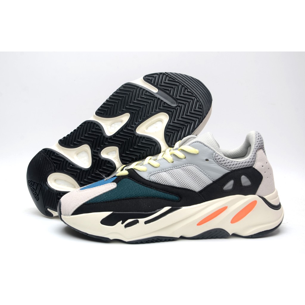 yeezy 700 comfort