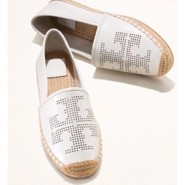 TORY BURCH Original White Perforated Logo Espadrille Flats | Shopee  Philippines