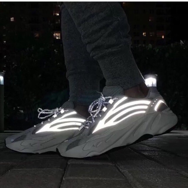 Adidas Yeezy 700 v2 Static 3M light Men 