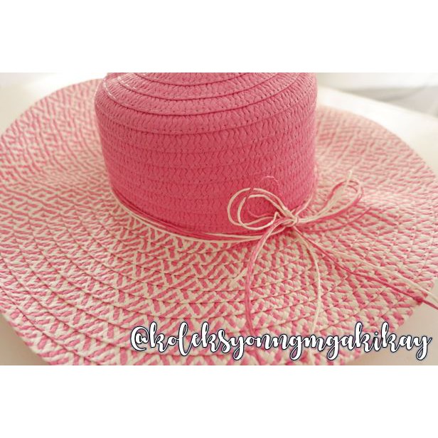 hat pink