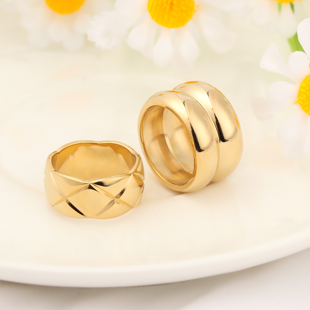 WFYOU 6pcs 18K Gold Plated Thick Dome Chunky Rings for Women Girls Braided Twisted Signet Chunky Gold Ring Set Minimalist Statement Ring Jewelry