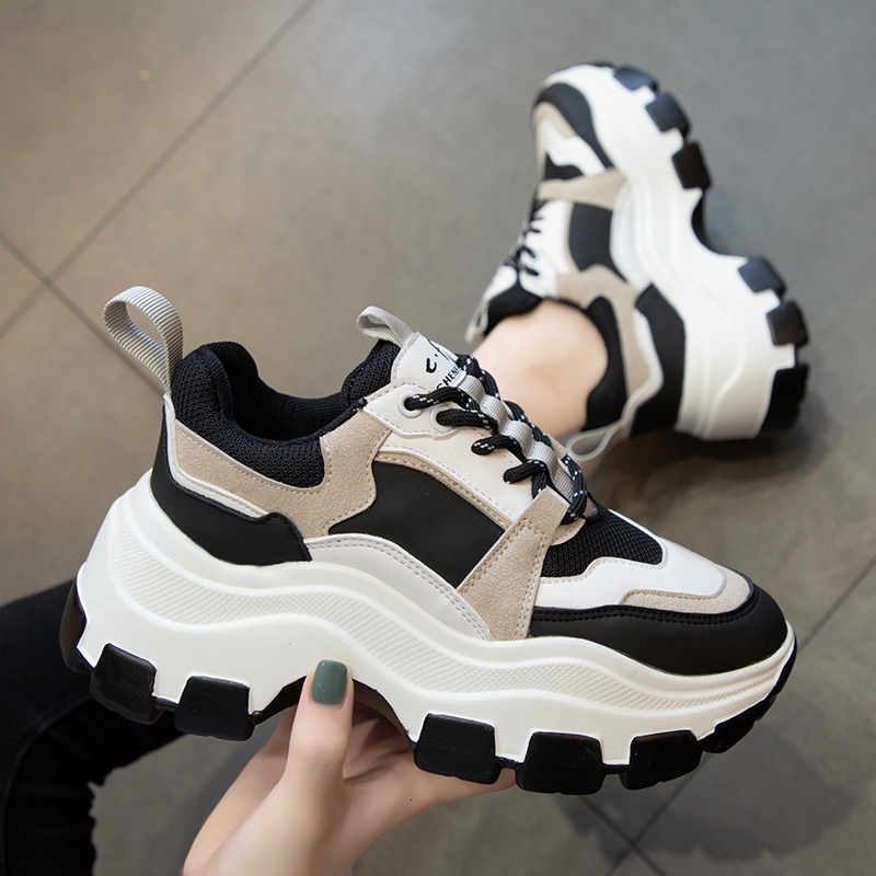 Women Chunky Sneakers Vulcanize Shoes Korean Fashion New Female Black White Platform Thick 1659