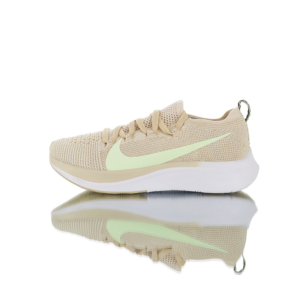 nike zoom vaporfly flyknit 4