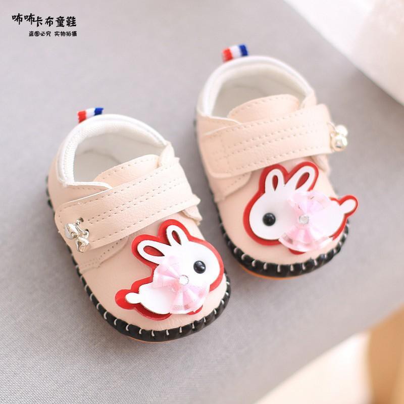 born baby shoes