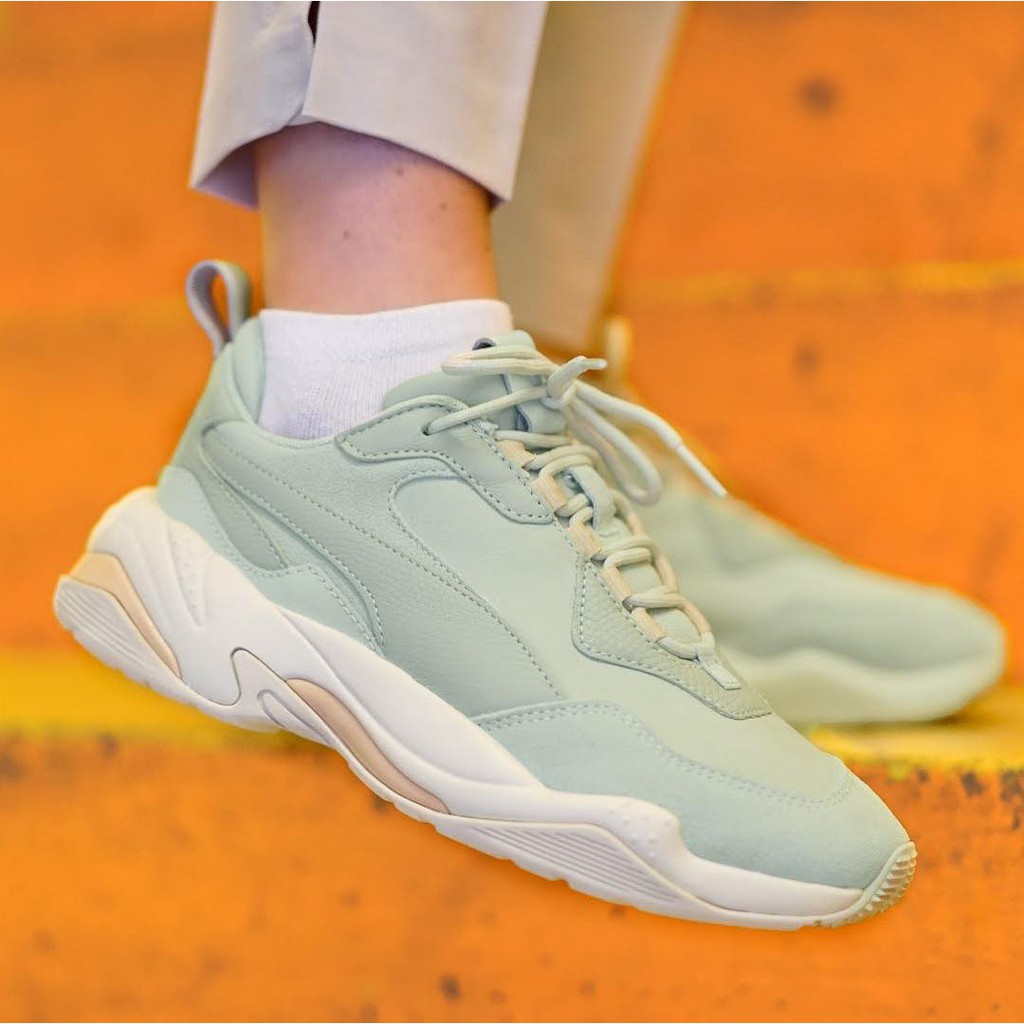 puma thunder desert orange