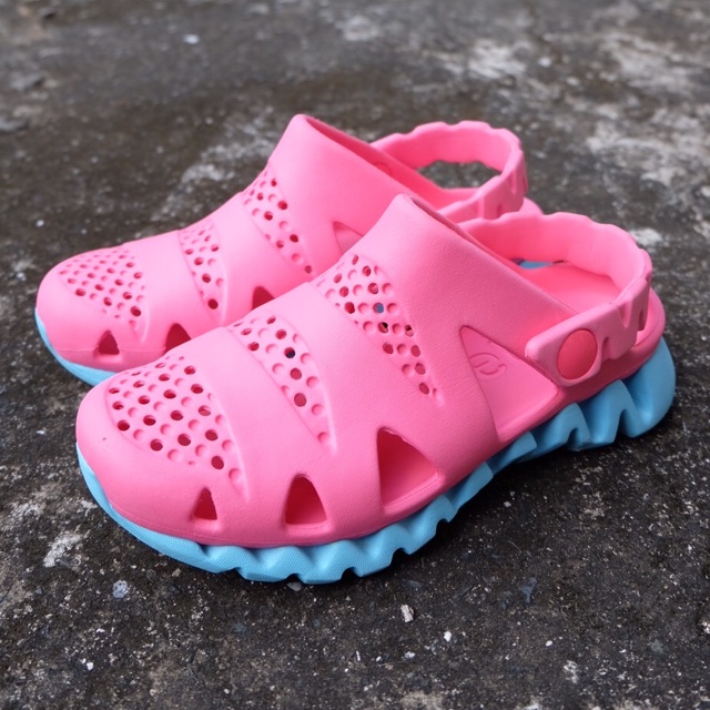 reebok clogs