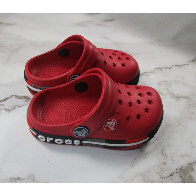 size 14 crocs camouflage shoes