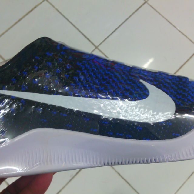 kobe 11 parker muse