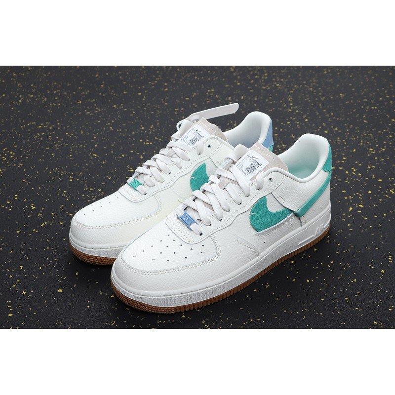 places that sell air force 1s
