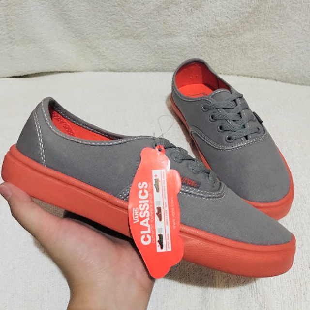 vans ultracush light