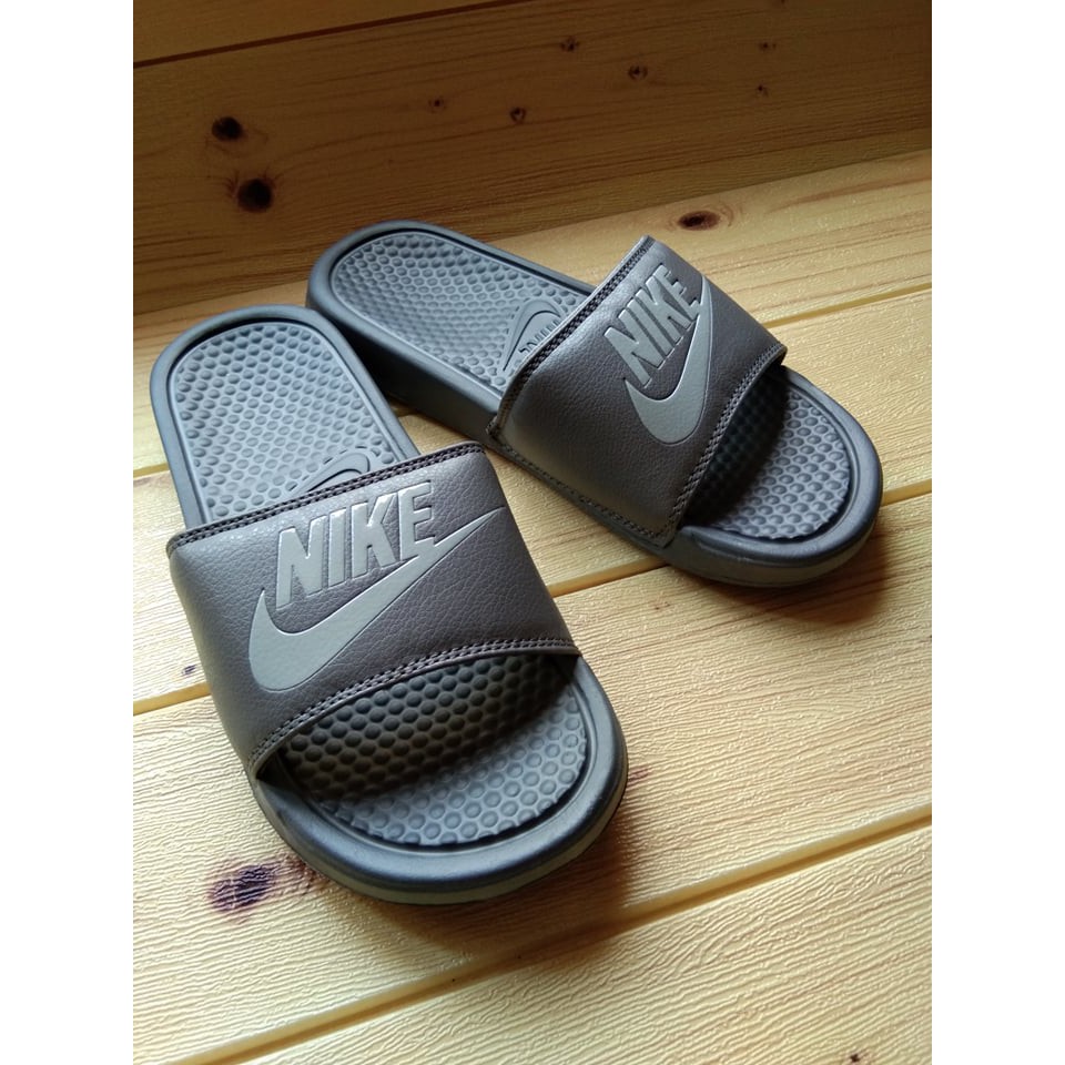 nike benassi slides grey