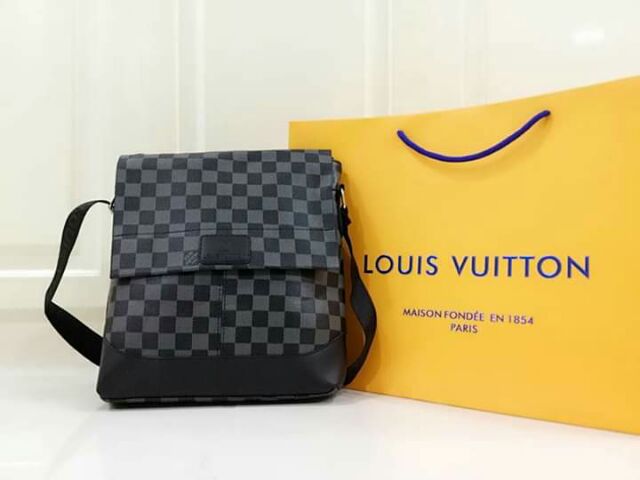 louis vuitton sling bag mens price