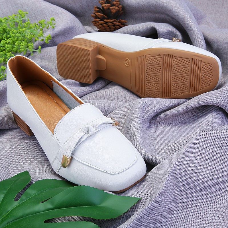 lightweight boat shoes