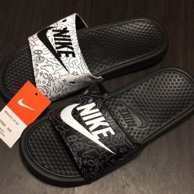 nike slippers design