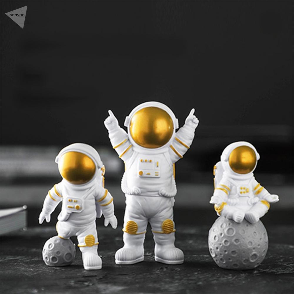 3 Pcs / Set Galaxy Outer Space Astronaut Figurine Planet Theme Birthday ...