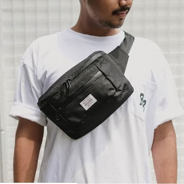 Reuz Sling Bag / Waist Bag Black | Shopee Philippines
