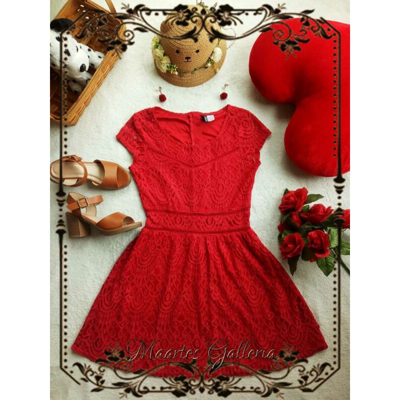 hm red lace dress