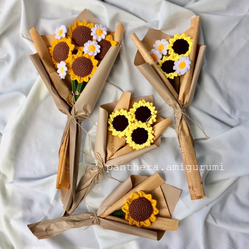 sunflower and daisy bouquets